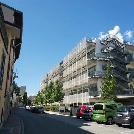 Sweet Homes Πανσιόν Lecco